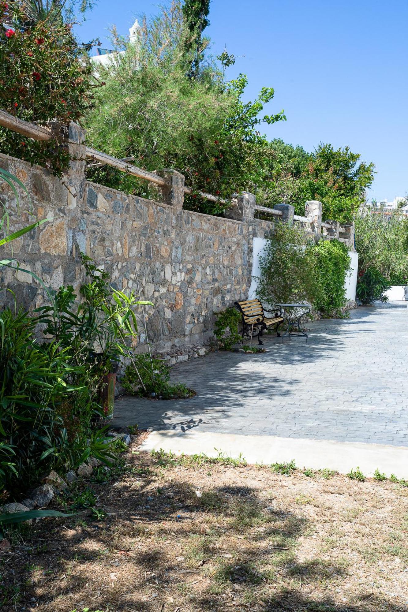 Almiriki Serifos Ливадакия Экстерьер фото